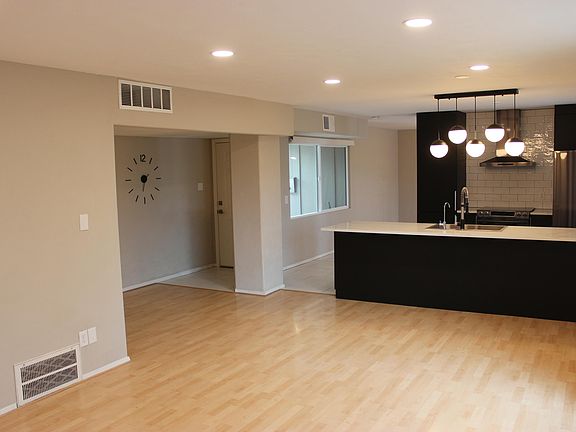3rd image of 6432 E Parkview Dr