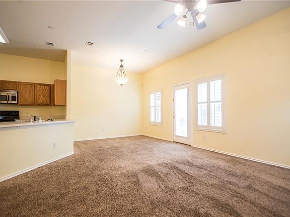 5th image of 10203 Darkwood Dr