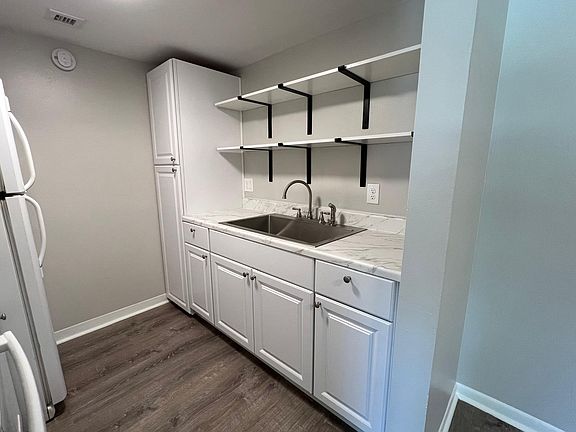 4th image of 378 48th Ave N APT 118