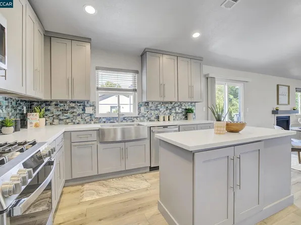 3899 Creekside Way, Oakley, CA 94561