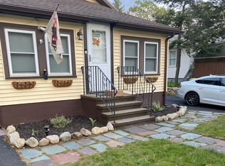 32 Paris St, Weymouth, MA 02189