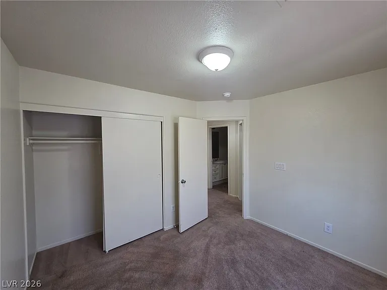 3665 Remington Grove Ave — Photo 35