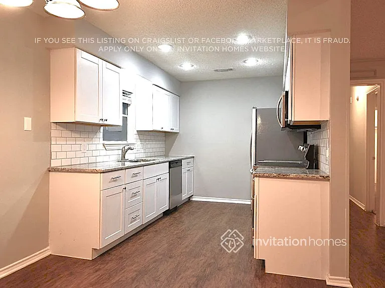 3908 Helmsford Dr — Photo 5