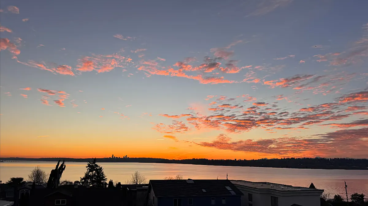 Photo 1 of 42 - 335 8th Ave W - Kirkland, WA Middle 1/3 of the view, with Dowtown Seattle Skyline, Space Needle and Lake Washington - 335 8th Ave W