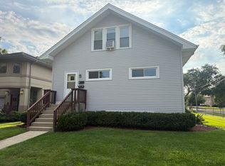 544 S Arlington Ave #1, Elmhurst, IL 60126