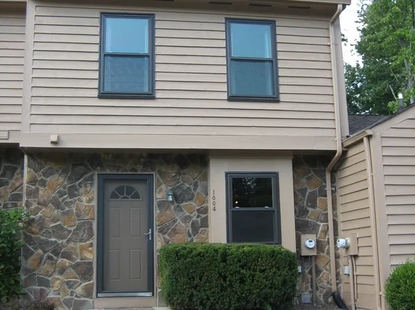 1004 Crisfield Dr, Cincinnati, OH 45245