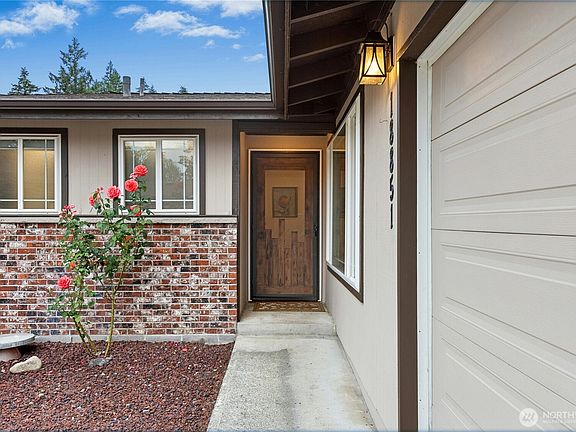 3rd image of 18851 SE 244th Place