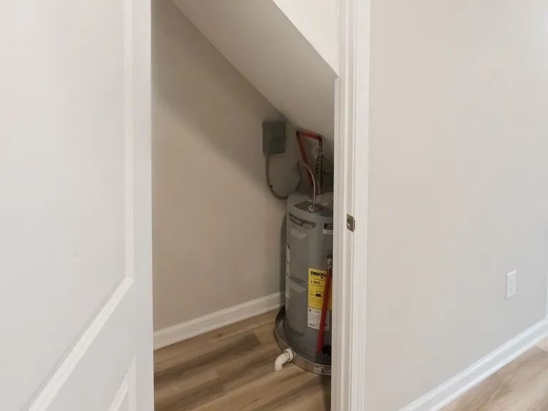 3120 Tiffany Ct — Photo 8