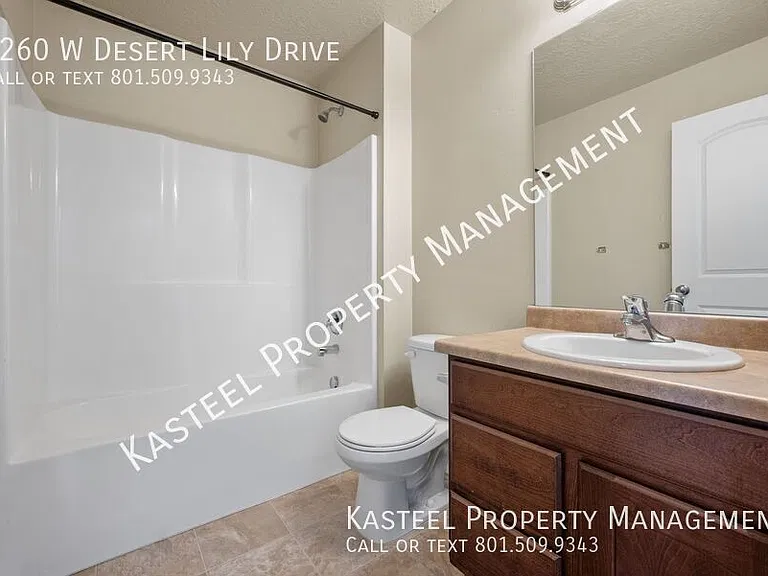 3260 W Desert Lily Dr — Photo 21