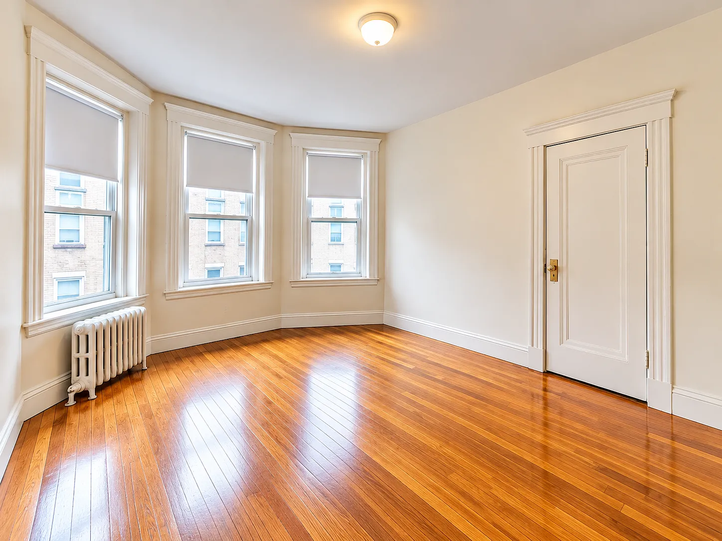1 bed, 375 sqft, $2,195 — Photo 3