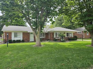 45276 Deshon St #45280, Utica, MI 48317