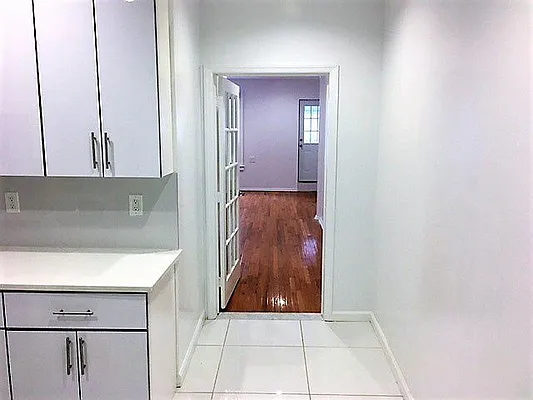 Rented by Nest Seekers International | media 63