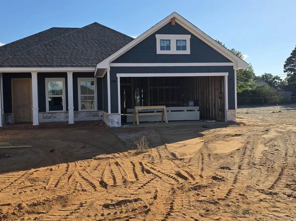 1522 Grace Acres Ln, Longview, TX 75605