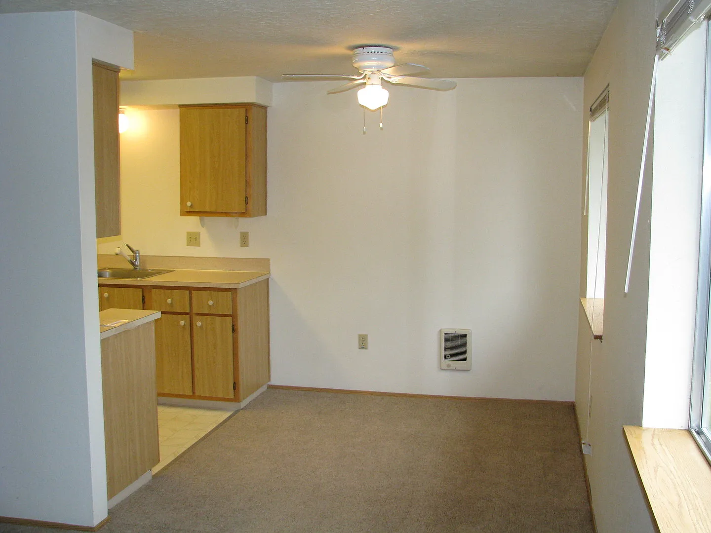 Quiet Two Bedroom Apartment in Keizer — Photo 4