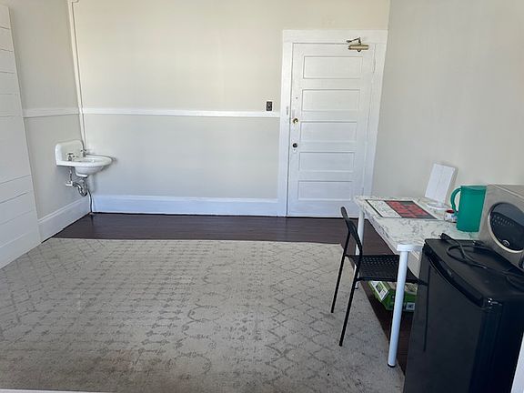 3rd image of 311 11th Ave #3 & 4