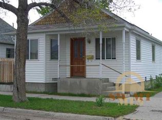 102 N G St, Livingston, MT 59047