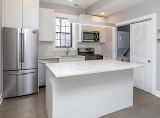2008 W Armitage Ave #3F, Chicago, IL 60647