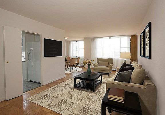 5th image of 320 E 46th St #11A*