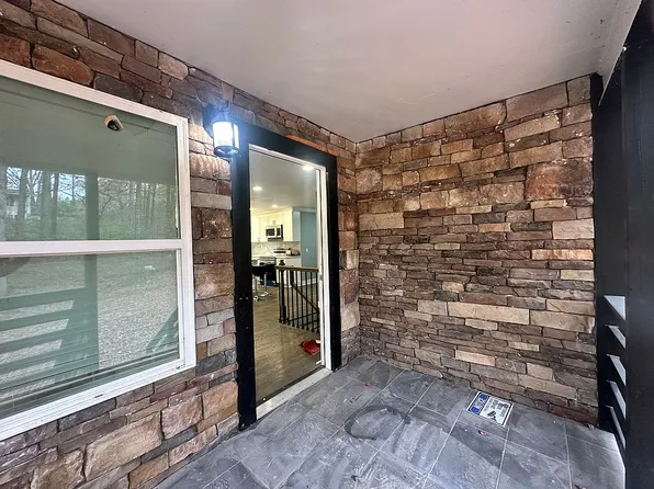 115 Parkland Dr, Stockbridge, GA 30281