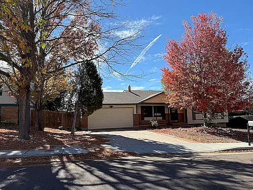 Chapel Hills Dr