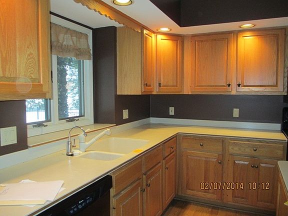 3rd image of 68315 Winchester Ct