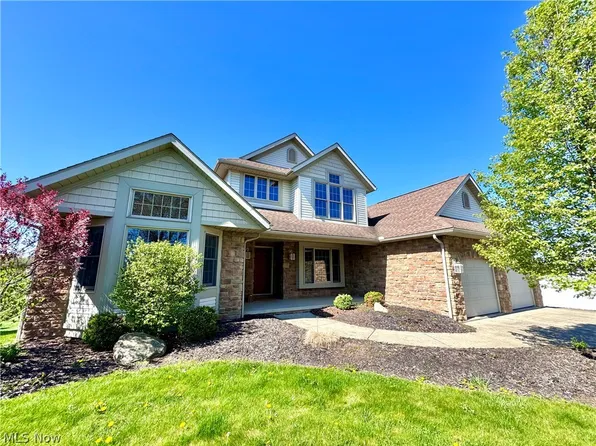 142 Pleasant Valley St SE, Sugarcreek, OH 44681