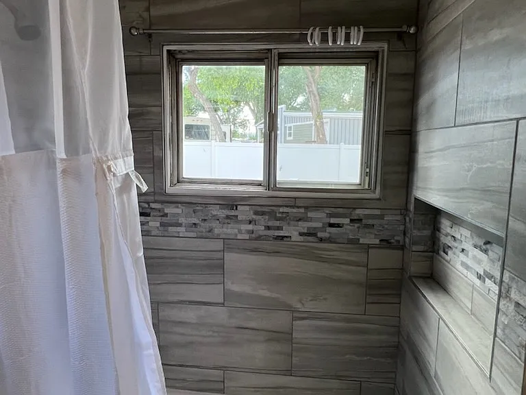 720 E Main St — Photo 15