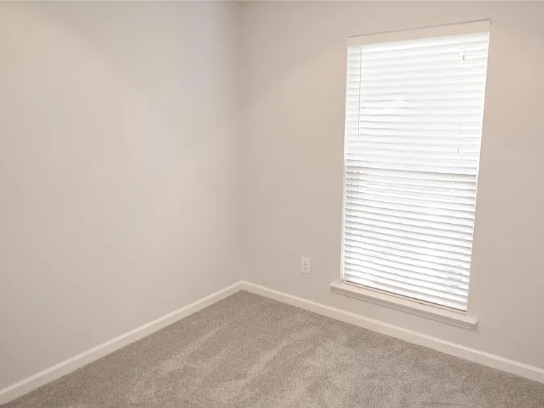 28 E Brookberry Ct — Photo 11