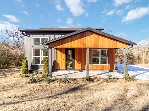 2097 N Box Ave, Fayetteville, AR 72703