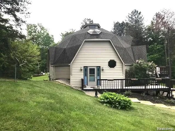 5346 N Oak Rd, Davison, MI 48423