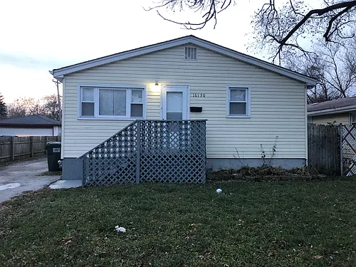 16130 Justine St Photo 1