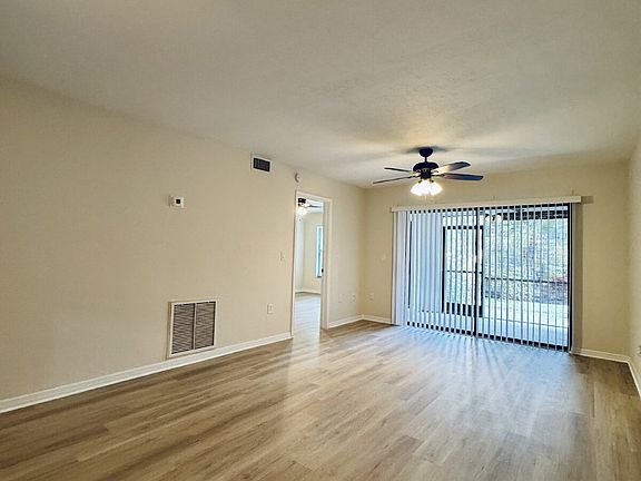 5th image of 9871 Citadel Ln Unit 103