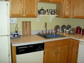 2nd image of 1411 Richmond Rd