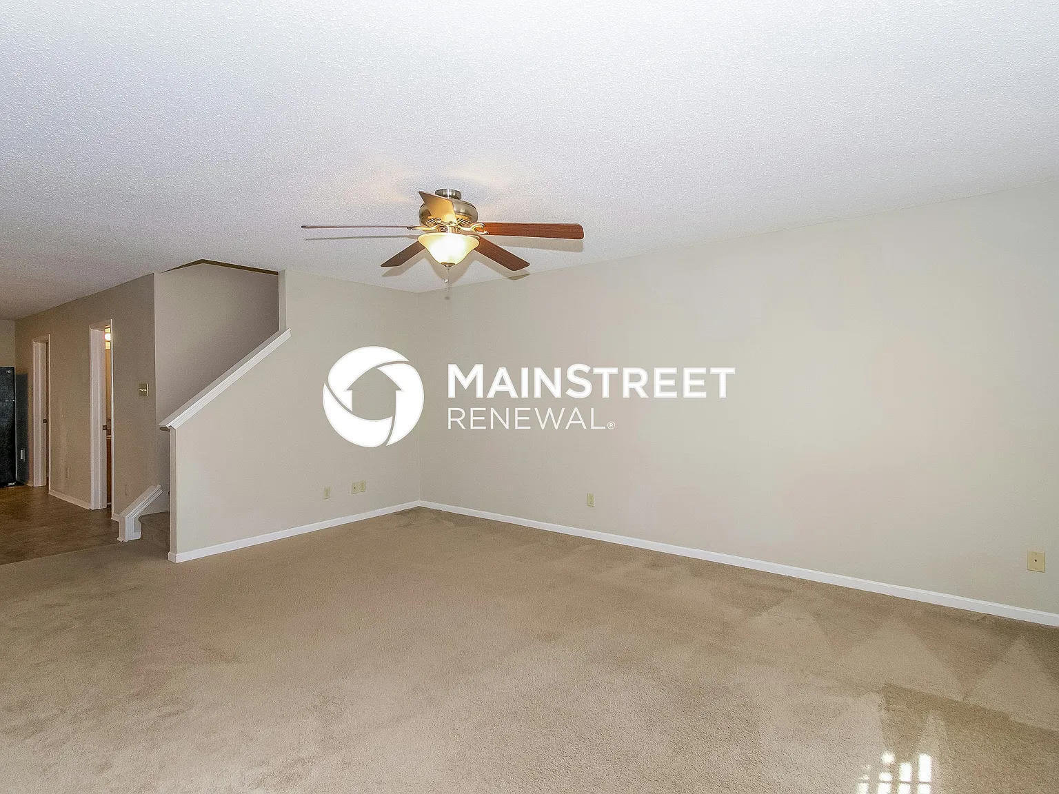 2031 Bridlewood Dr — Photo 2