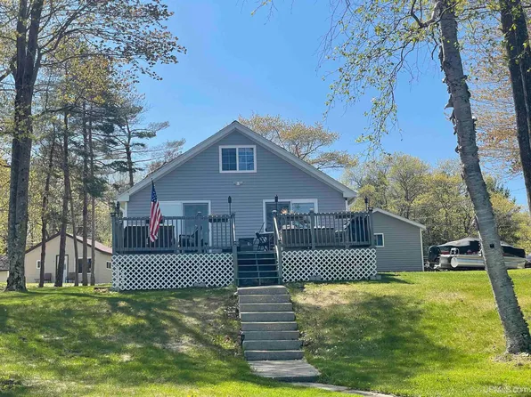 8308 253rd Ln, Rapid River, MI 49878
