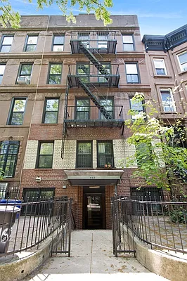 Sold by Conrad Real Estate, LLC | media 14