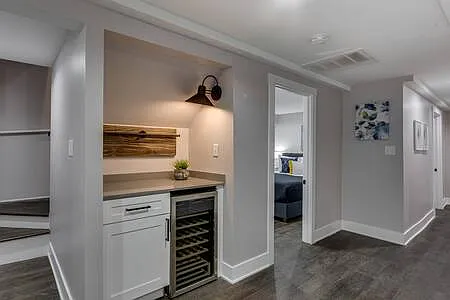 1610 W Waveland Ave #1 — Photo 10