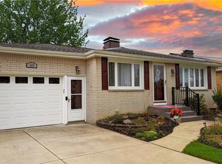 197 Castlewood Dr, Cheektowaga, NY 14227