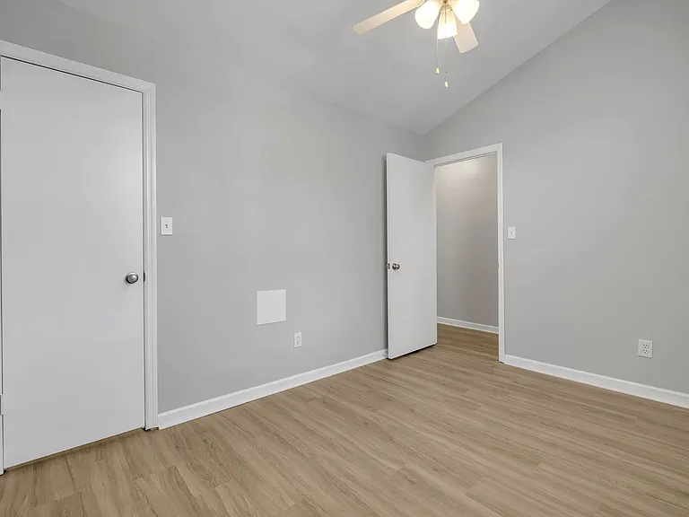 2199 Parrot Ln — Photo 15