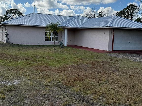 3rd image of 472 Avenida Del Sur