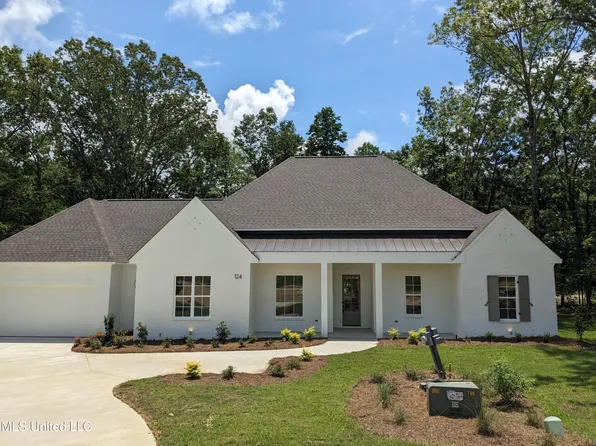 124 Camden Rdg, Madison, MS 39110