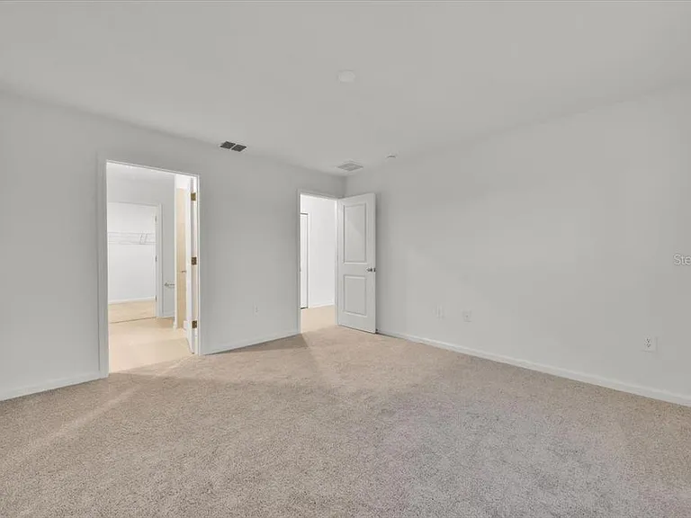 2398 McKinley Dr — Photo 17