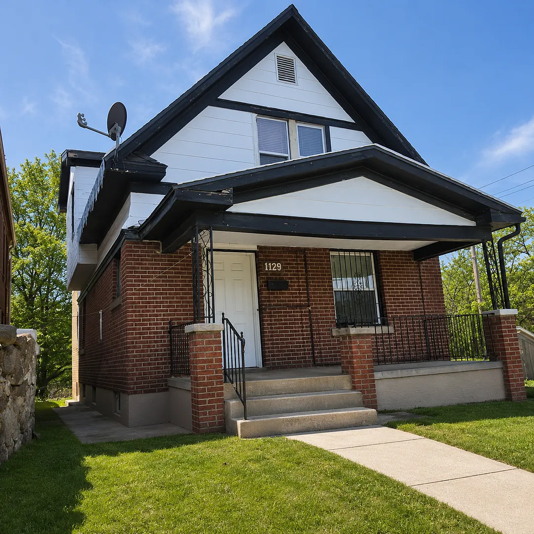 Spacious 5-Bedroom Home with 2 Full Baths & Room for Everyone! — Photo 1