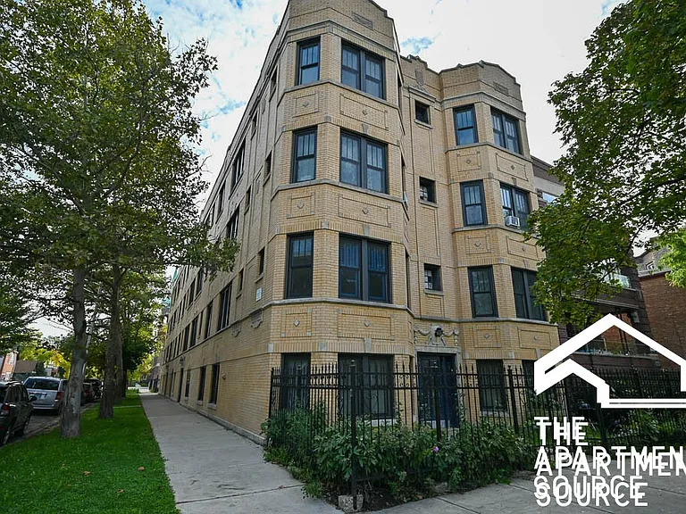 2921 W McLean Ave #2E — Photo 11