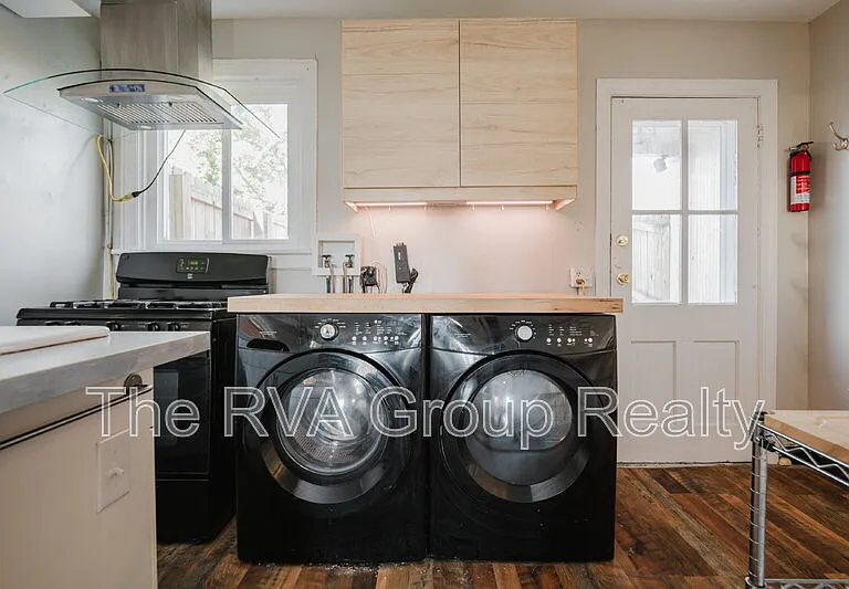 1230 Wallace St — Photo 24