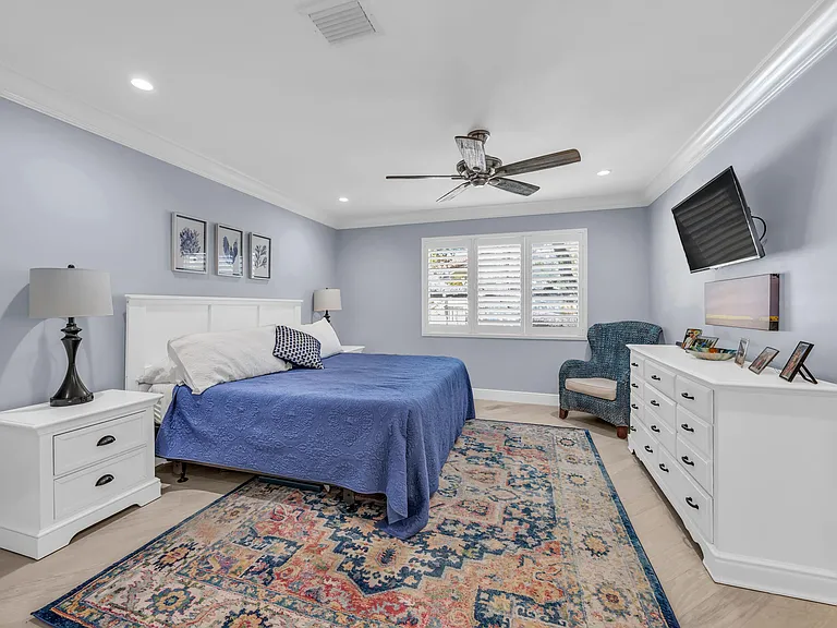 234 Seabreeze Cir — Photo 12