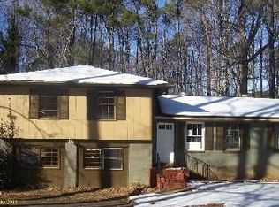 2885 Jordan Woods Dr, Lawrenceville, GA