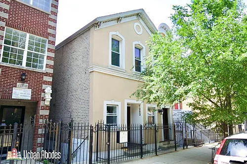 1252 N Greenview Ave Photo 1