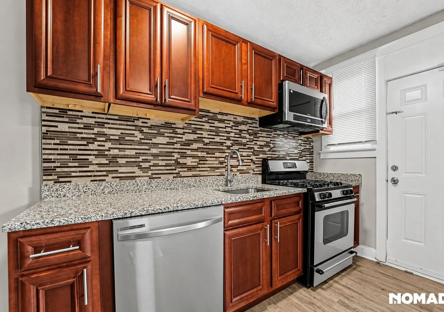 Charming 3BR House in Baltimore — Photo 4