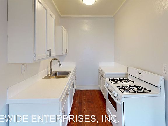 4th image of 109 S Normandie Ave APT 305
